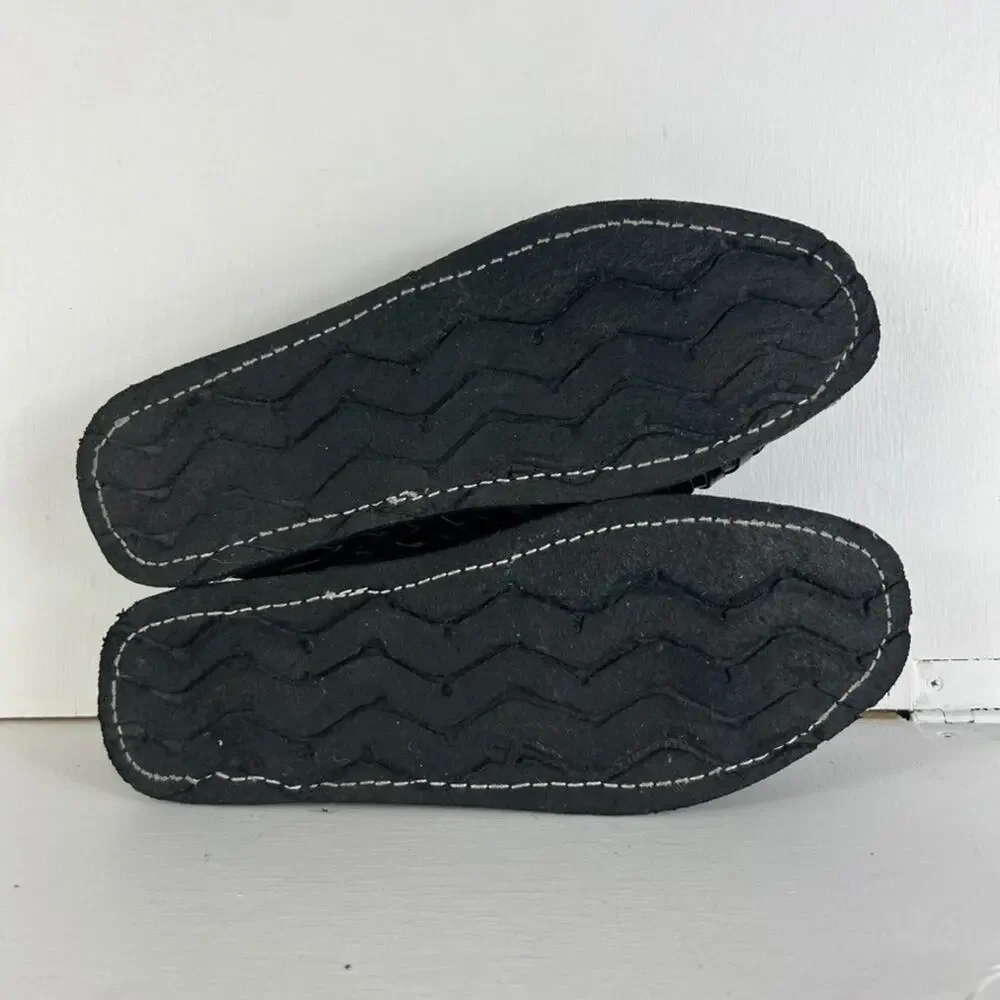 Valencia Imports Sandals Mens 9.5 Black Leather Tire Sole Casual Traditional